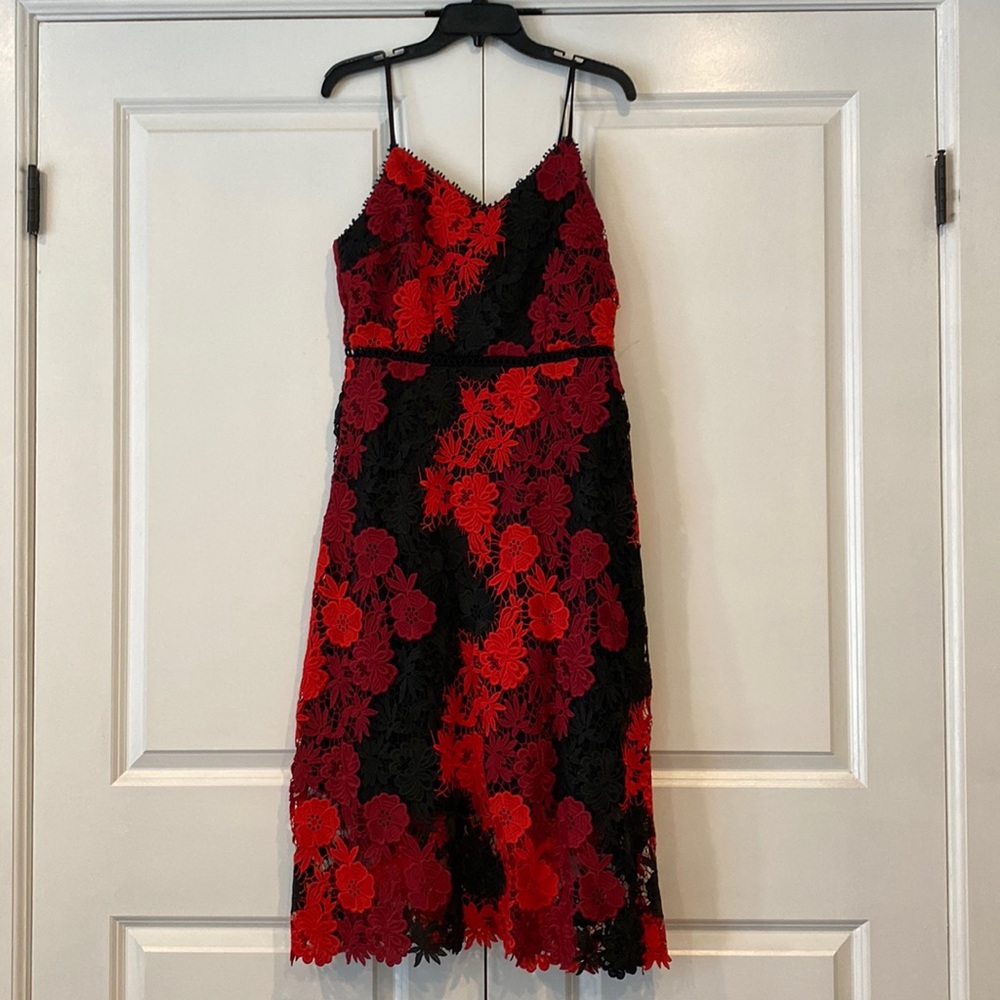 NWOT Bebe Floral Crochet Lace Dress Red & Black Spaghetti Strap